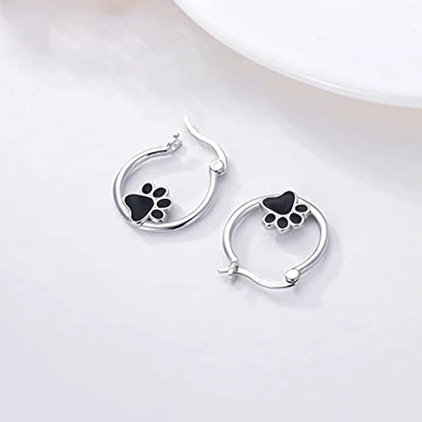 Hot-selling black epoxy cute animal cat paw earrings sweet heart-shaped dog paw print earrings