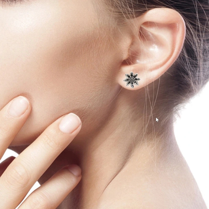 New live earrings for women retro pastoral sunflower sunflower jewelry antique silver exquisite earrings