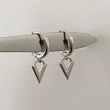 Hot neutral geometric earrings with triangular design, technological sense, internet celebrity style, chic and fashionable