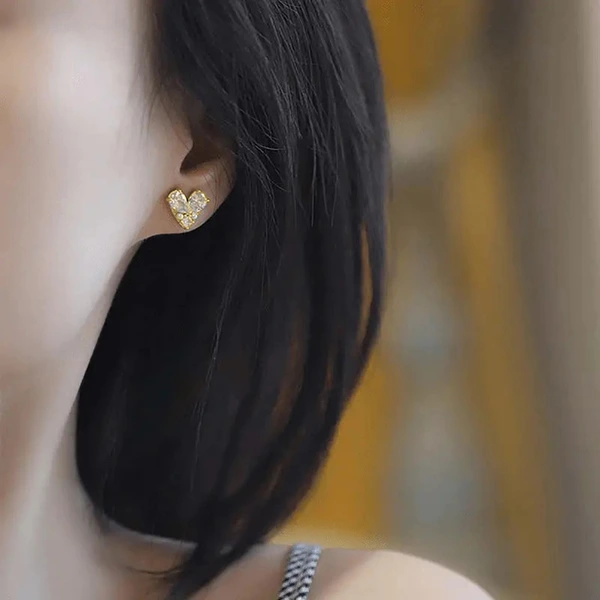  Love teardrop design earrings for women inlaid with zircon imitation pearls exquisite earrings light luxury elegant earrings