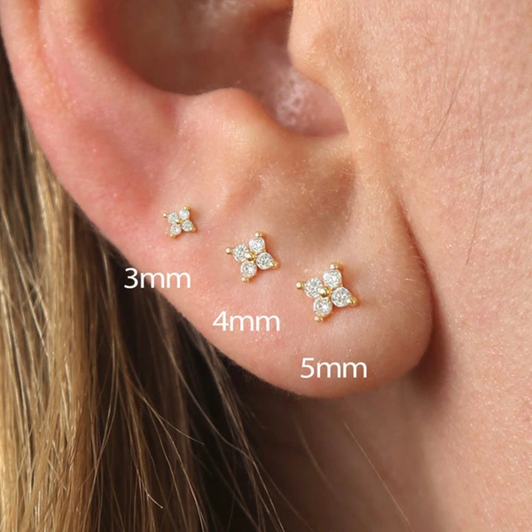 2024 new trend earrings for women Korean style mini flower earrings small earrings for sleeping