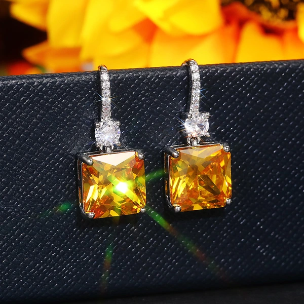 New European and American luxury ice flower yellow diamond earrings fashionable temperament versatile micro-inlaid zircon ear hooks