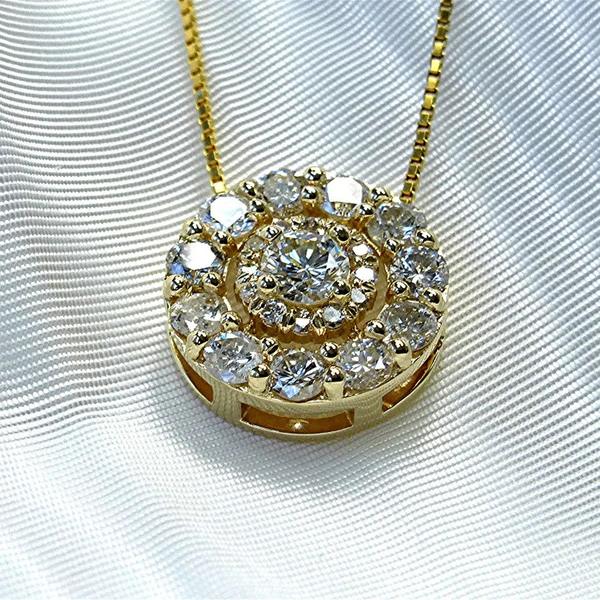 Korean Internet celebrity retro sweater chain hollow round zircon necklace fashion metal box chain clavicle chain