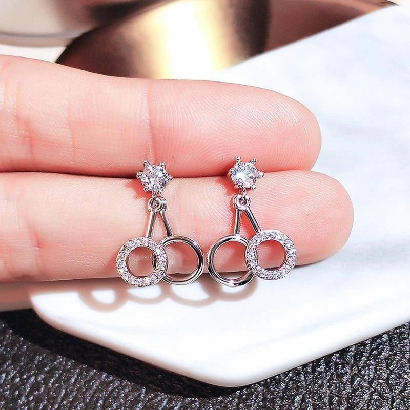 Internet celebrity earrings for women, simple earrings, new style, trendy diamond-studded, high-end circle earrings, cold style earrings