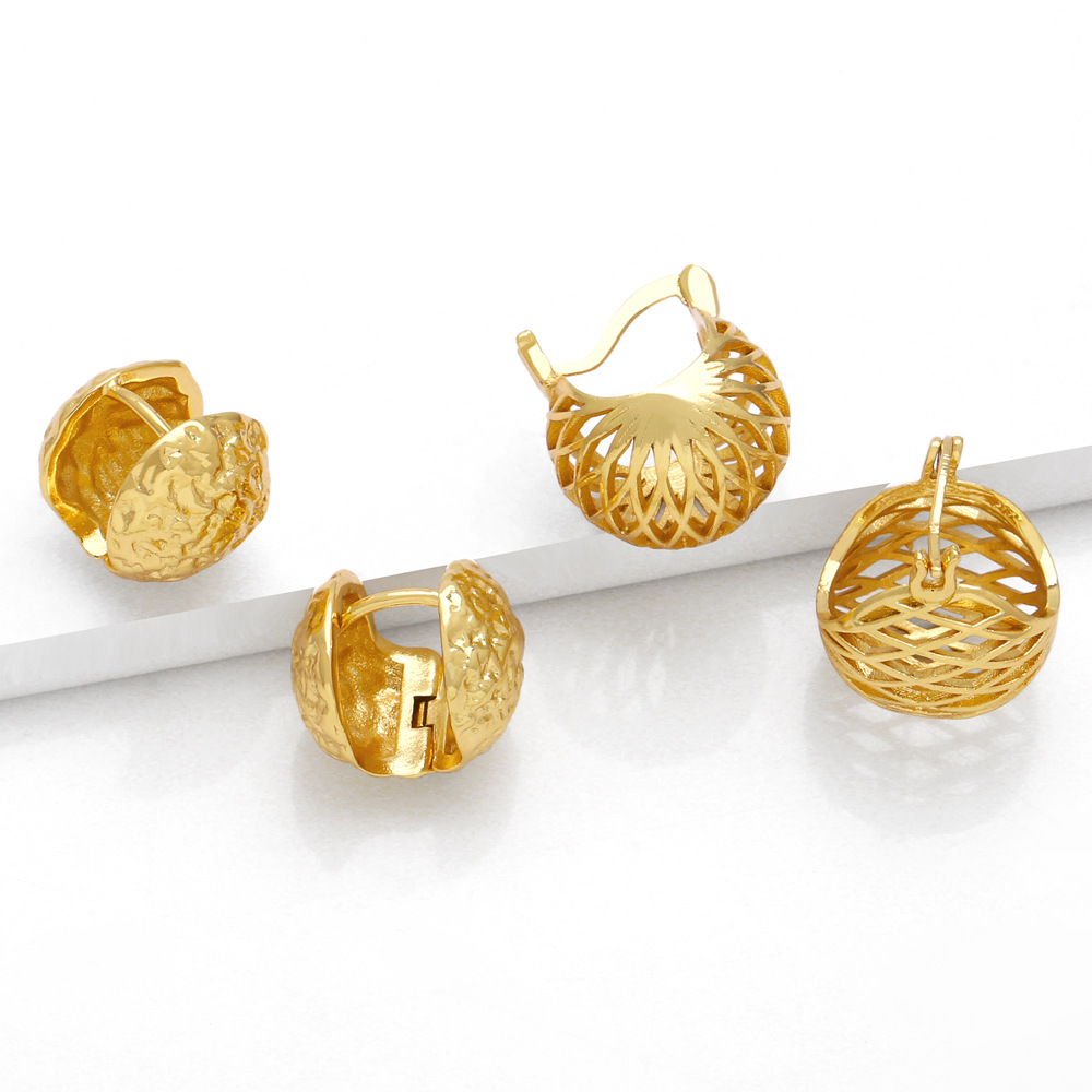Clearance jewelry hollow earrings European and American simple round retro gold-plated earrings earrings erv94
