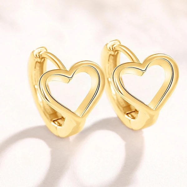  Korean fashion temperament love earrings simple sweet heart-shaped earrings hollow metal Korean style earrings