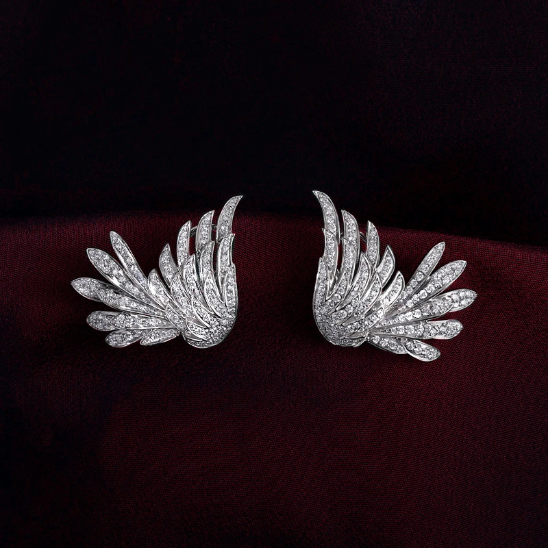 New earrings retro three-dimensional angel wings earrings feathers inlaid diamond zircon piercing earrings