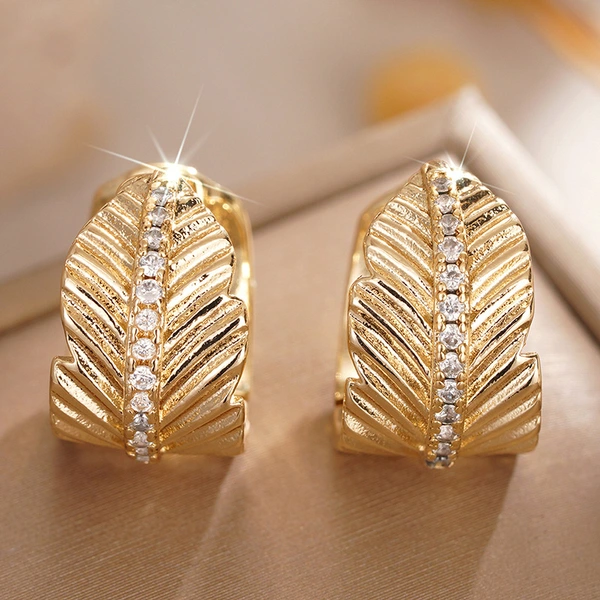 Live hot sale earrings for women with leaf-shaped micro-inlaid zircon imitation gold accessories, French elegant ladies' jewelry