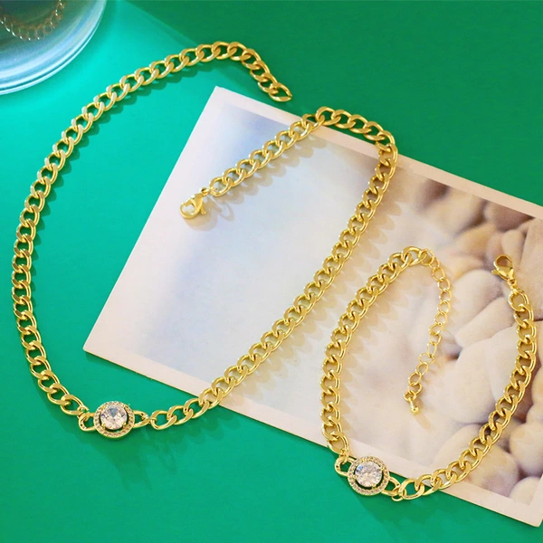 Clearance niche design metal geometric round large zircon splicing necklace cold style clavicle chain nkv82