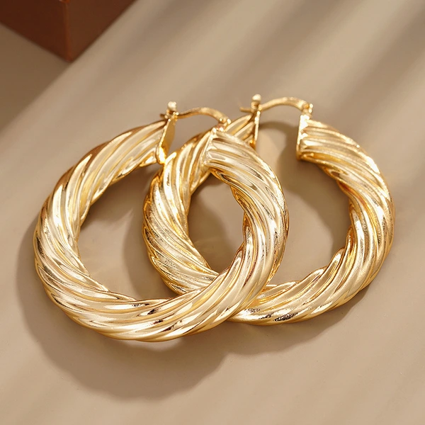 Live broadcast hot-selling ear clips spiral texture large hoop earrings metallic luster style jewelry
