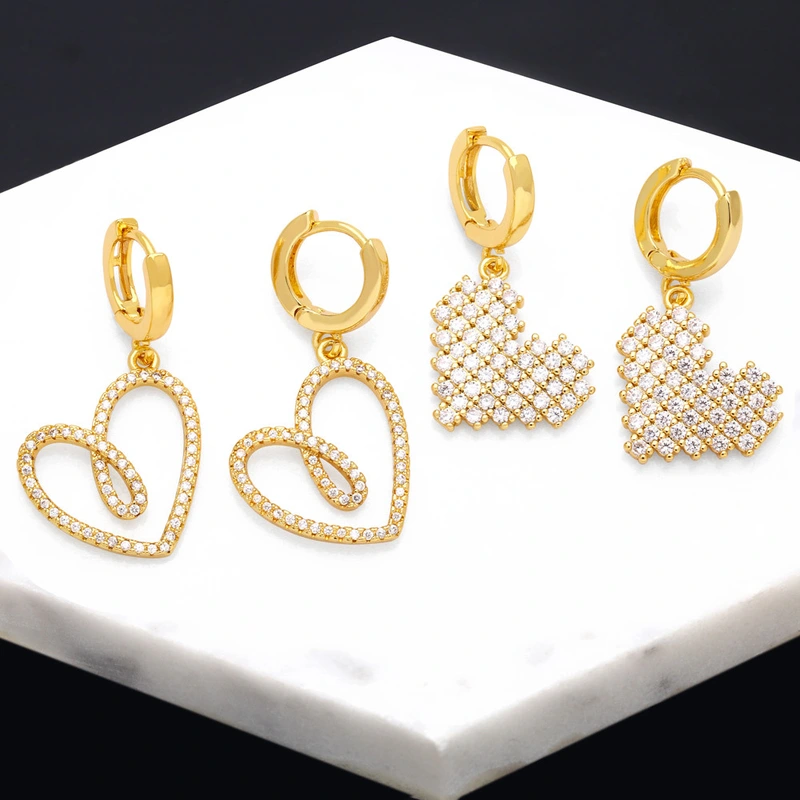 French high-end diamond heart earrings European and American new retro light luxury micro-inlaid zircon heart-shaped earrings era212