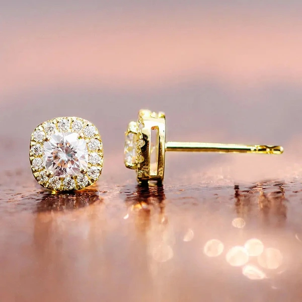 Manufacturer's new light luxury simple geometric earrings for women classic zircon temperament earrings fashionable daily accessories