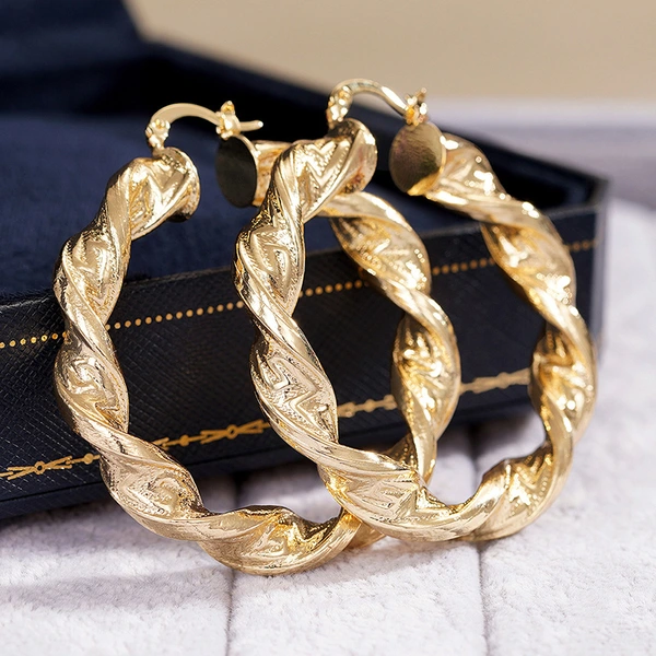 Wholesale new style earrings for women with water drop geometric ring design, atmospheric heavy industry Middle Eastern style