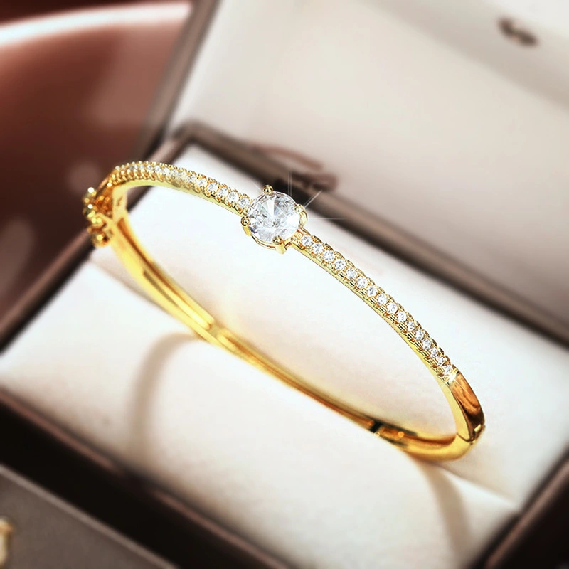 European and Korean hot-selling wholesale bracelets for women, fashionable and simple, elegant bracelets, light luxury style, daily accessories