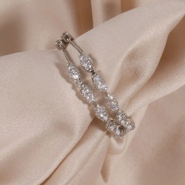 European and American retro horse eye earrings high-end Korean large hoop earrings fashionable daily versatile earrings for women