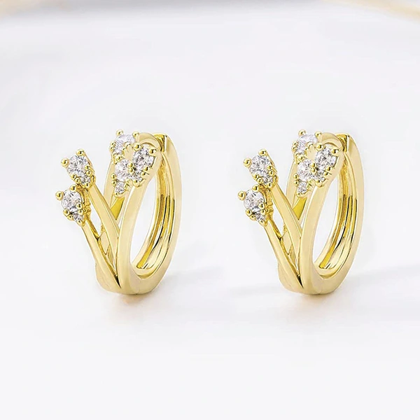  Hot selling earrings with the same style as European and American Internet celebrities, cross-design floral earrings with unique temperament for women