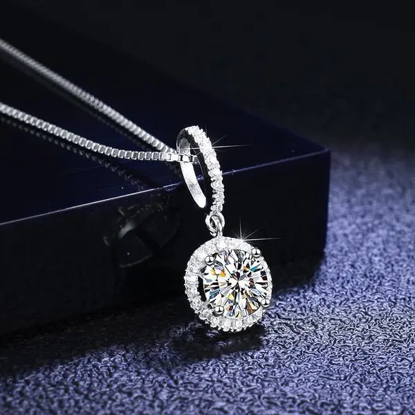 French socialite circle necklace high-end retro simple full diamond women's pendant clavicle chain (including chain)