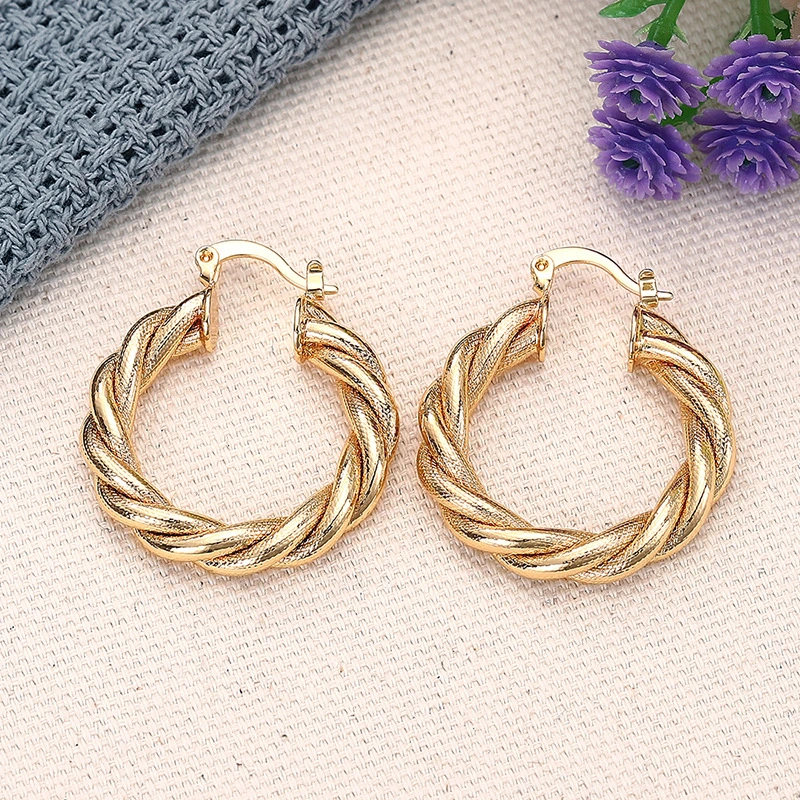 Manufacturers wholesale Middle Eastern Asian hot style twist braided thread design earrings net celebrity style ring heavy industry