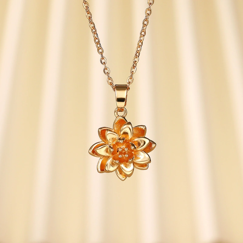   Hot selling new fashion and atmospheric lotus shape pendant personality all-match girls clavicle necklace