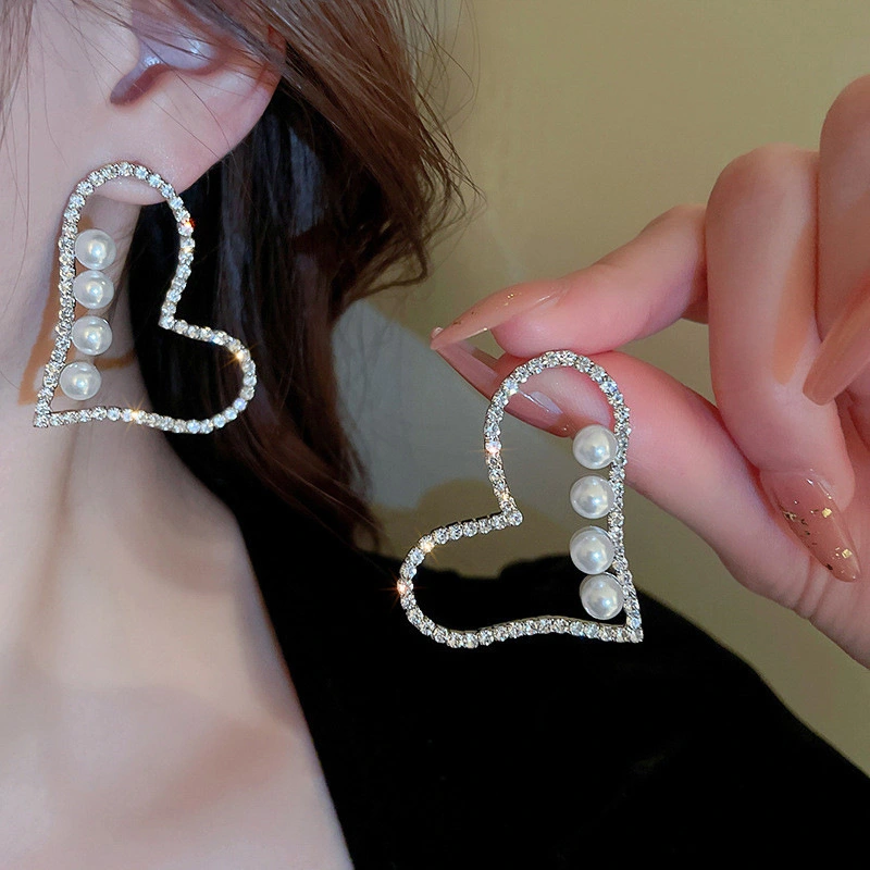  Love imitation pearl earrings French style personality fashion design earrings temperament hollow earrings for women