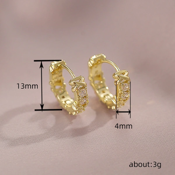  Popular European and American retro light luxury earrings with digital micro-inlays, new trendy earrings, fashionable earrings