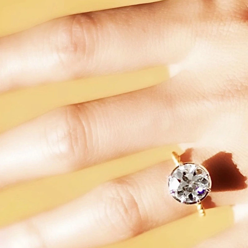  European and American style fashion ring rose vine hollow wrapped wedding ring simple twist luxury ring for women