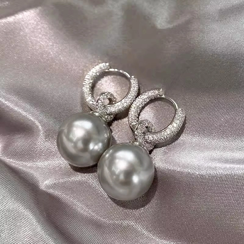 Live broadcast gentle new imitation pearl earrings with diamonds shining ladies elegant jewelry princess hot accessories