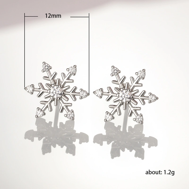 Korean style new jewelry elegant snowflake zircon earrings sweet Christmas gift manufacturers spot wholesale