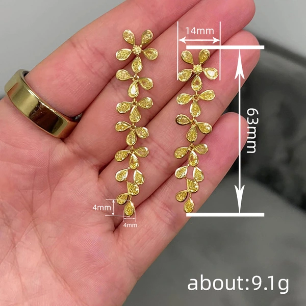  Manufacturers wholesale exquisite creative earrings for women long water drop flower accessories evening dress light luxury style jewelry