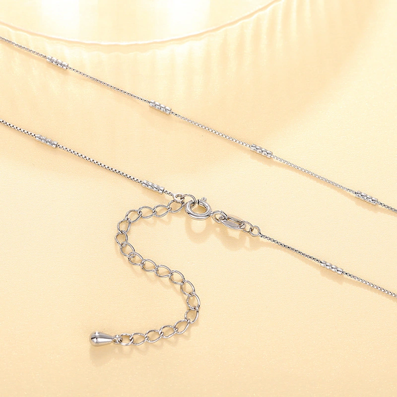 European and American fashion box chain cross chain water wave chain snake bone chain melon seed chain lip chain accessories female clavicle chain