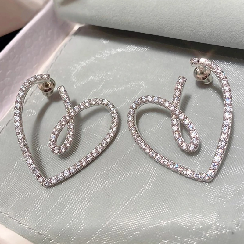 Love ribbon new trend earrings Valentine's Day gift heart-shaped earrings hollow design atmospheric female earrings