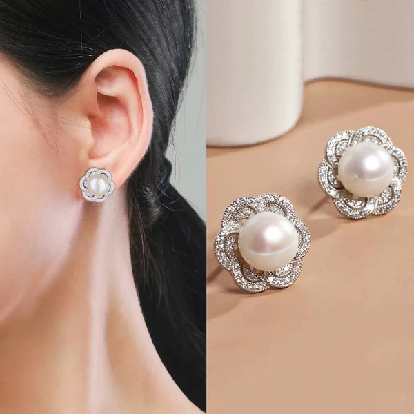 Imitation pearl earrings for women, new style, light luxury, high-end French earrings, exquisite earrings
