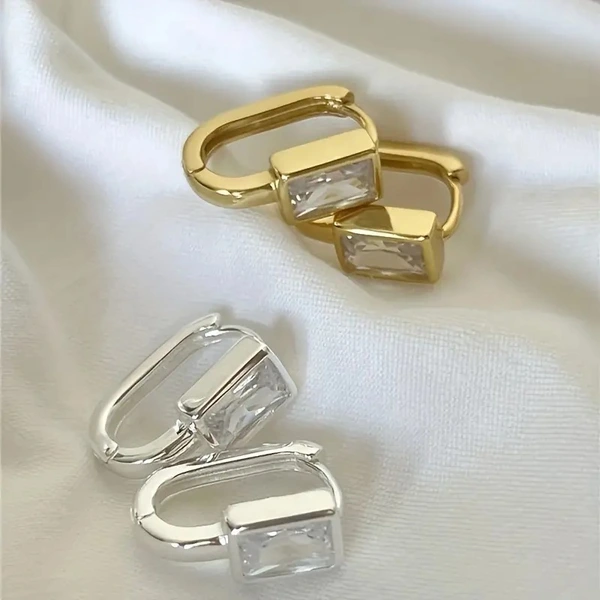 Geometric square simple earrings for women, daily matching, French temperament, elegant earrings, European and American hot style