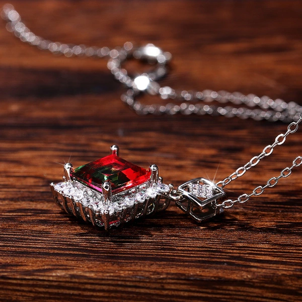 New pendant luxury geometric diamond colored gemstone necklace simulation tourmaline colored zircon clavicle chain
