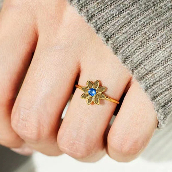  European and Korean exquisite flower flower ring female fashion small fresh sweet ring inlaid with zircon super hot style