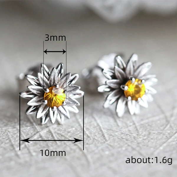 Dubai luxury earrings small daisy flower night market source earrings exquisite small fashion earrings