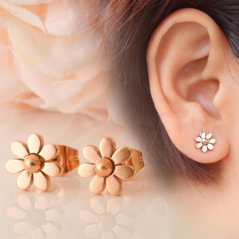  New small flower earrings for women, simple and versatile sunflower earrings, niche mini flower earrings wholesale