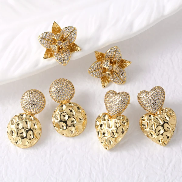 AS jewelry Europe and the United States hot selling full zircon copper plated real gold heart-shaped flower earrings earrings earrings erz81