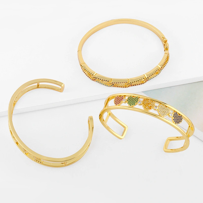 Clearance European and American jewelry micro-inlaid zircon color heart bracelet letter LOVE open bracelet brc76