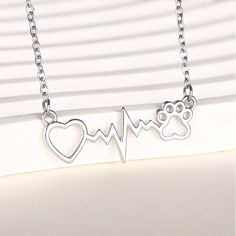    Cat paw necklace, European and American hot-selling heartbeat pattern clavicle necklace, fashionable heart-shaped necklace