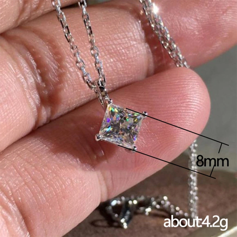 New European and American jewelry super shiny four-claw diamond zircon necklace fashionable single diamond pendant clavicle chain for women