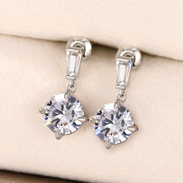  New round light luxury earrings European and American simple smart commuter earrings Japanese and Korean hot selling high-end earrings for women