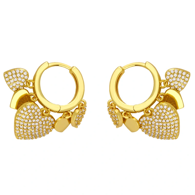 Korean version of the new love earrings cute girls earrings short heart-shaped earrings simple and fashionable ear jewelry erw59