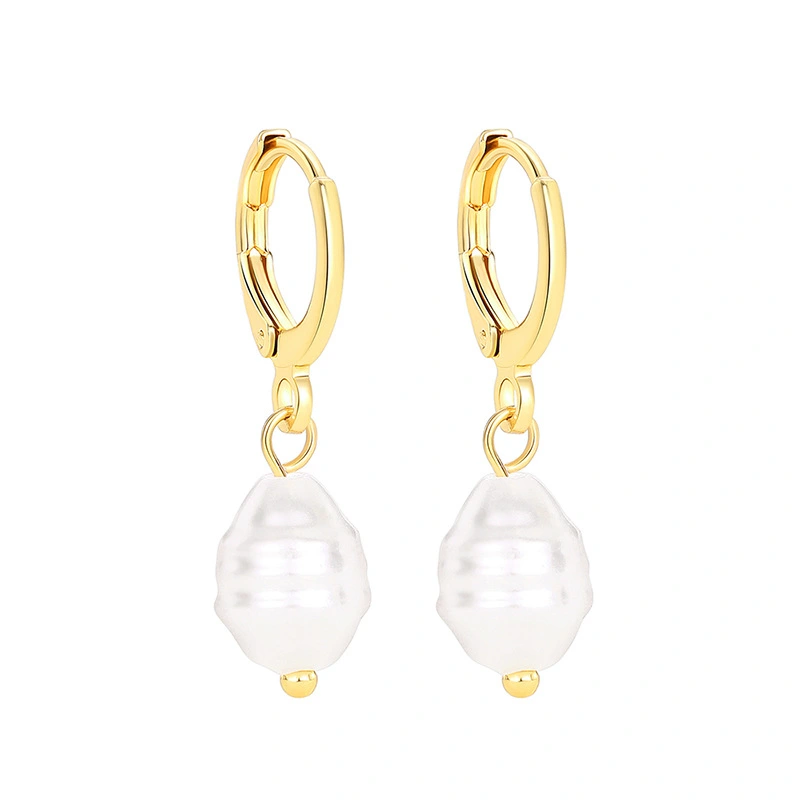   Special-shaped imitation pearl earrings for women, fashionable and elegant daily wear, ladies' jewelry