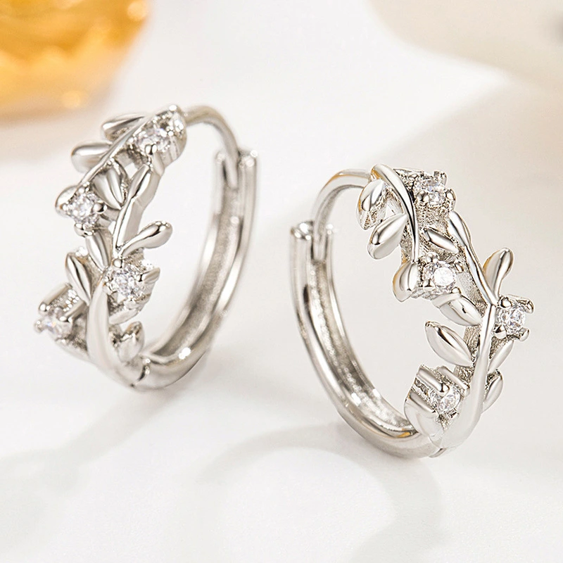   Inlaid zircon earrings for women, leaf geometry, exquisite jewelry, daily ladies' jewelry