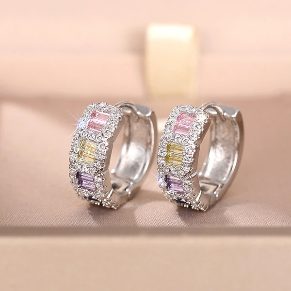 Colorful rectangular earrings, stylish and versatile, micro-inlaid earrings, daily commuting design, round earrings