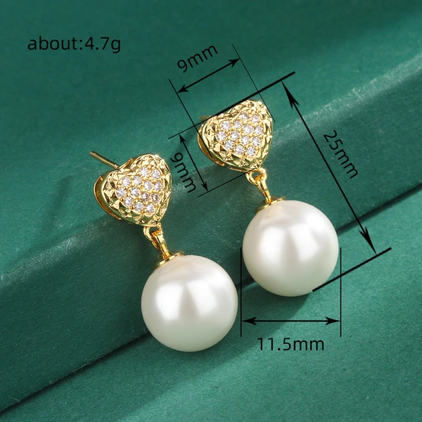  French light luxury elegant love earrings temperament advanced exquisite earrings retro elegant imitation pearl earrings