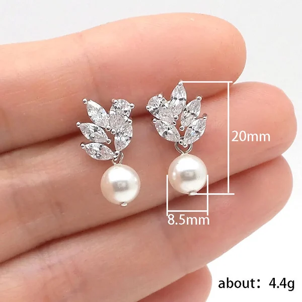 New copper inlaid AAA grade teardrop zircon earrings simple leaf shape imitation pearl all-match earrings for women