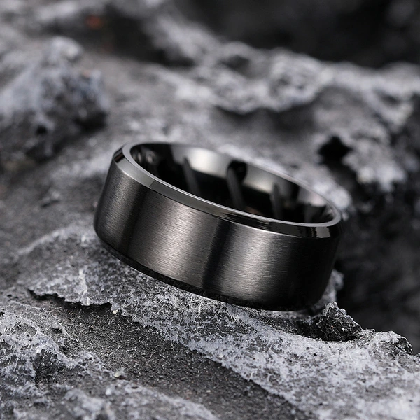    Hot selling simple ring with inner oblique texture carving design, fashionable and popular