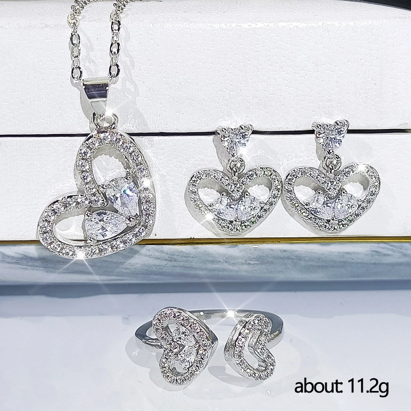 2021 New Arrival Heart Diamond Heart Necklace Set All-match Personalized Heart-shaped Earrings Three-piece Set